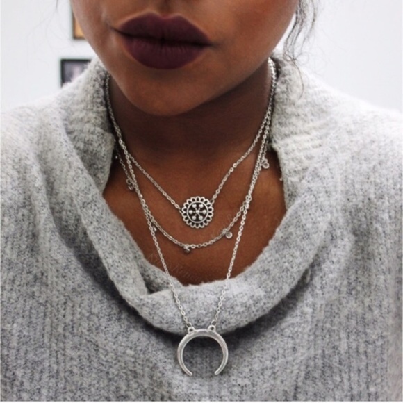 NEW Jewelry | 3 layer silver moon necklace - Picture 1 of 1